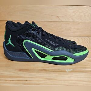 Nike Jordan Tatum 1 Size 10.5 Black Green Celtics Basketball Shoe DZ3324-003
